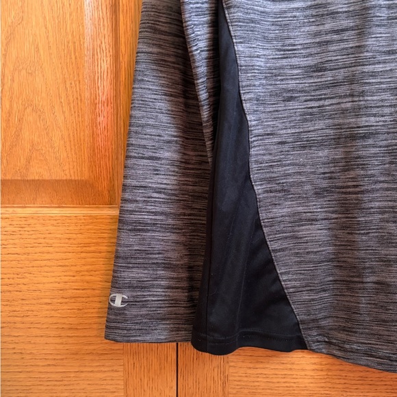 2/$20 Champion women’s activewear jacket, size M - Picture 4 of 6